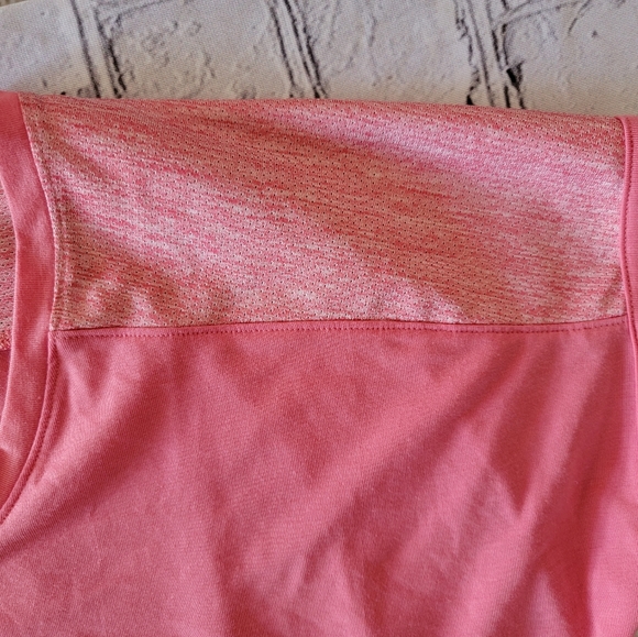 Puma Athletic Pink Top Sz L - Picture 4 of 6
